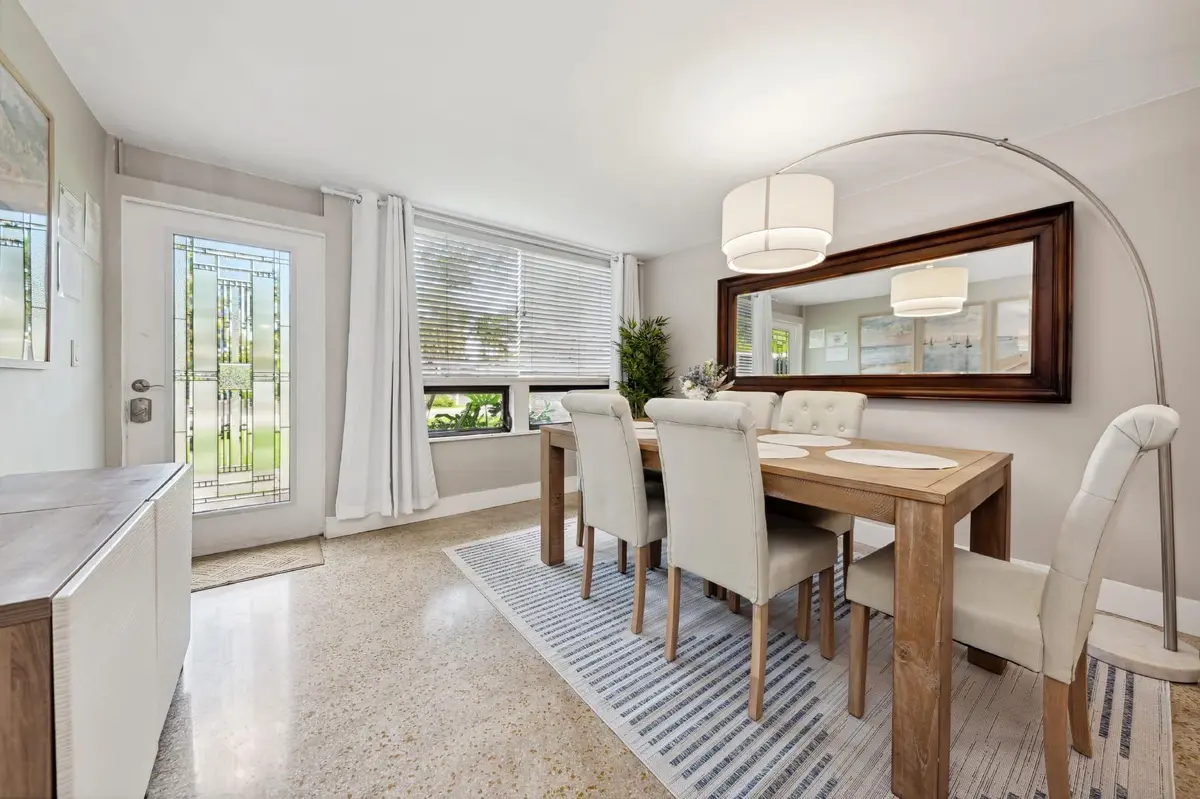 Dining Area at 2507 NW 8th Avenue, Wilton Manors