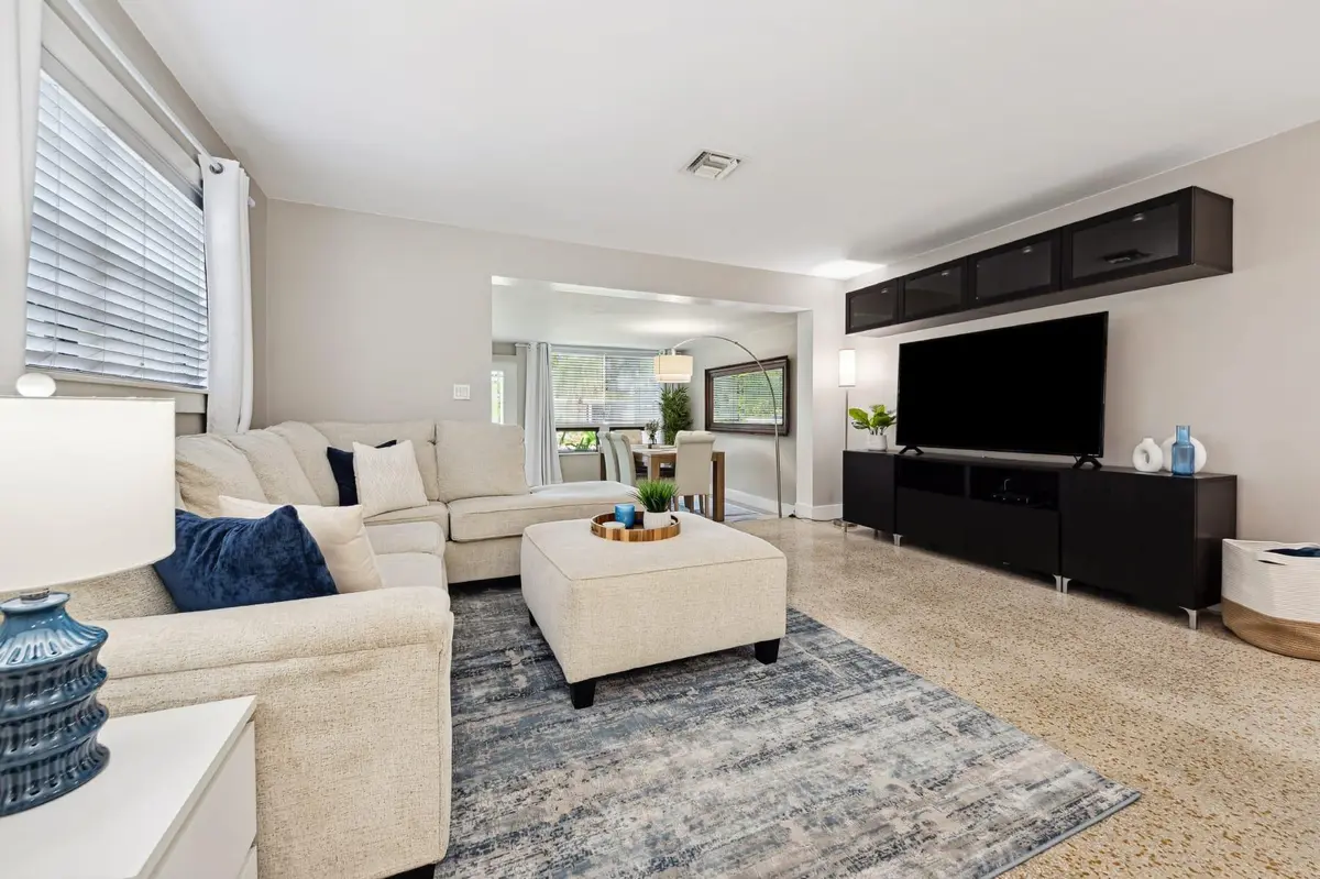 Living Room at 2507 NW 8th Avenue, Wilton Manors