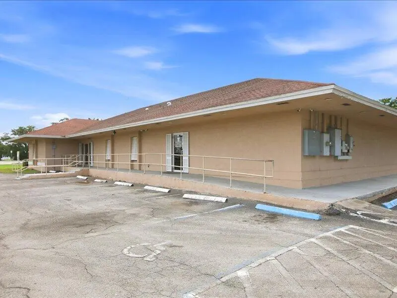 02-Commercial Property Photo 002 at 1100 S Main Street, Belle Glade