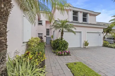 2506 N Fairway Drive, Jupiter – sold