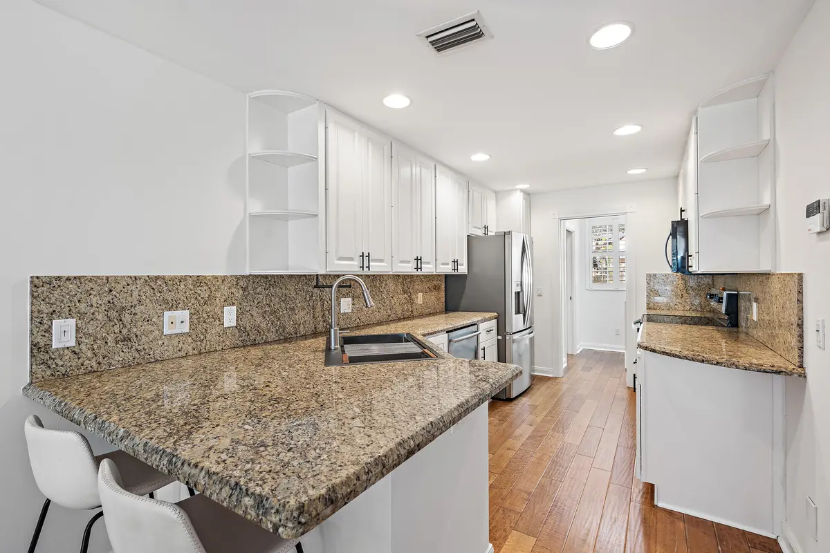 Kitchen at 442 Capistrano Drive, Palm Beach Gardens