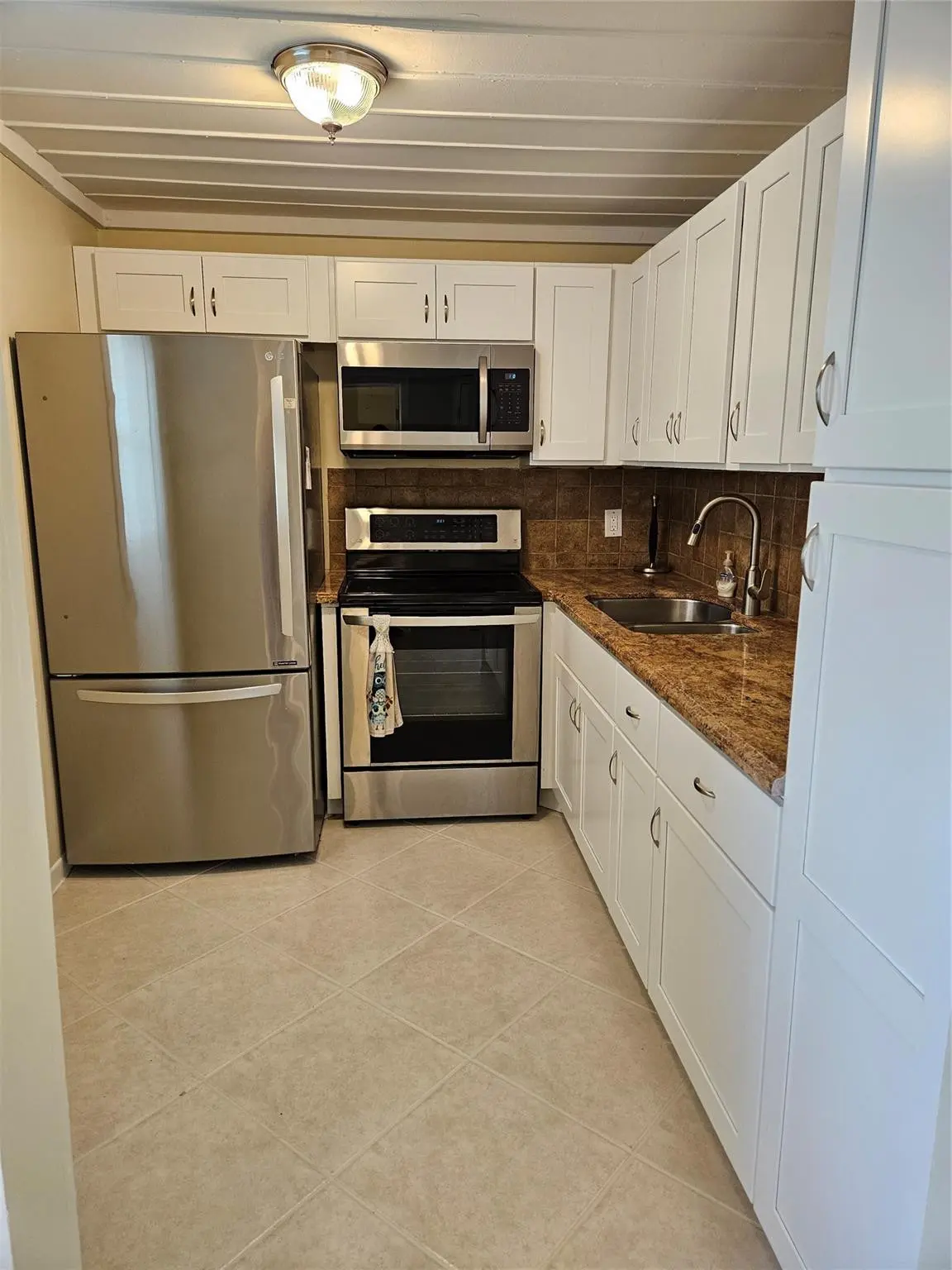 Photo 1 at 300 NE 26th Avenue 2060, Boynton Beach
