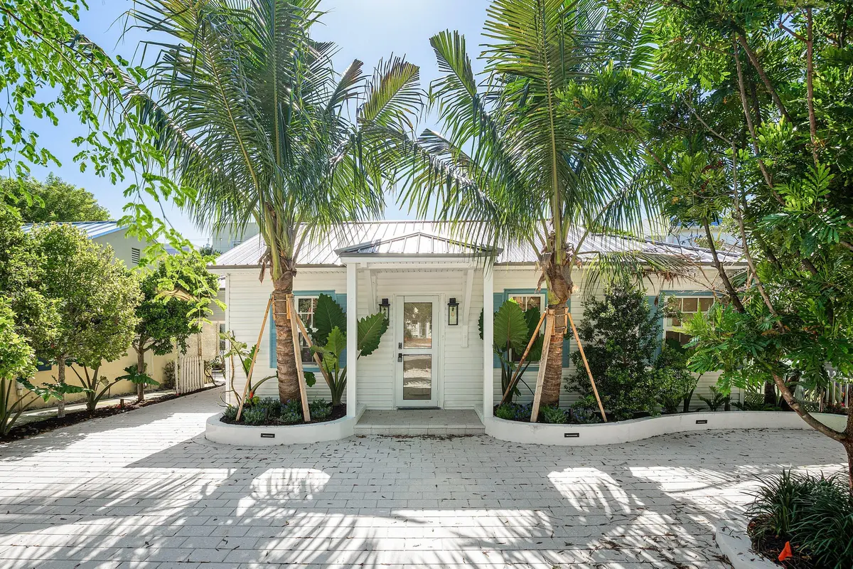 001-23SouthSwintonAvenue-DelrayBeach-FL- at 23 S Swinton Avenue, Delray Beach