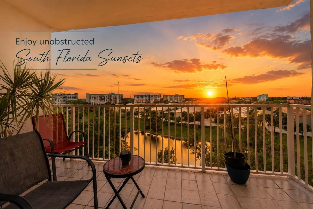 Sunsets at 3850 Washington Street 710, Hollywood