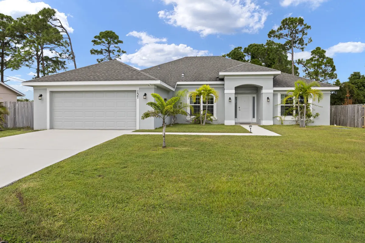 0h8a6359 at 137 SW Pisces Terrace, Port St. Lucie