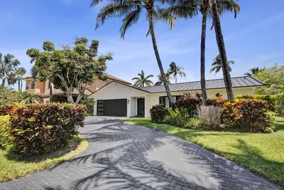 933 Banyan Drive, Delray Beach – sold