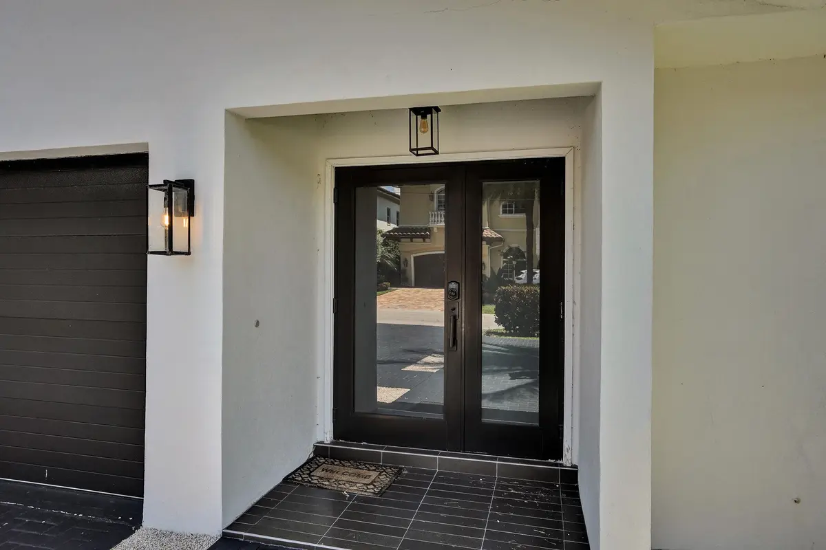 DSC05371 at 933 Banyan Drive, Delray Beach
