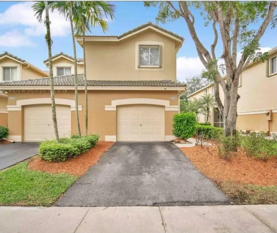 2166 hacienda terrace at 2166 Hacienda Terrace, Weston
