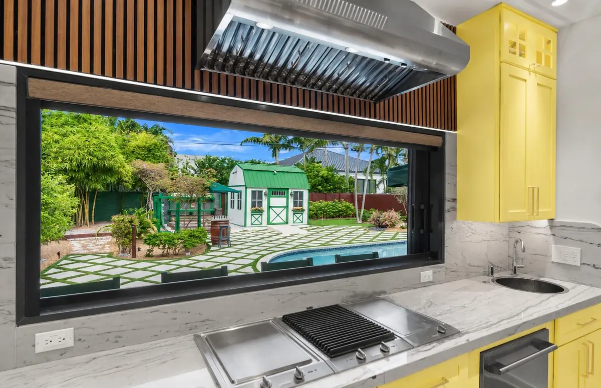 Meile Teppanyaki, Grill, and Deep Fryer at 1720 NE 17th Avenue, Fort Lauderdale