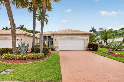 10632 Royal Caribbean Circle, Boynton Beach – Villa for sale