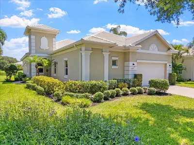 1254 River Reach Drive, Vero Beach – Single Family Residence for sale