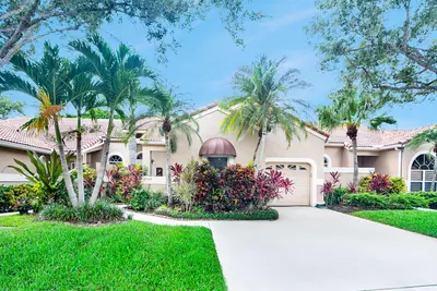 2102 Mahogany Place, Palm Beach Gardens – Villa for rent