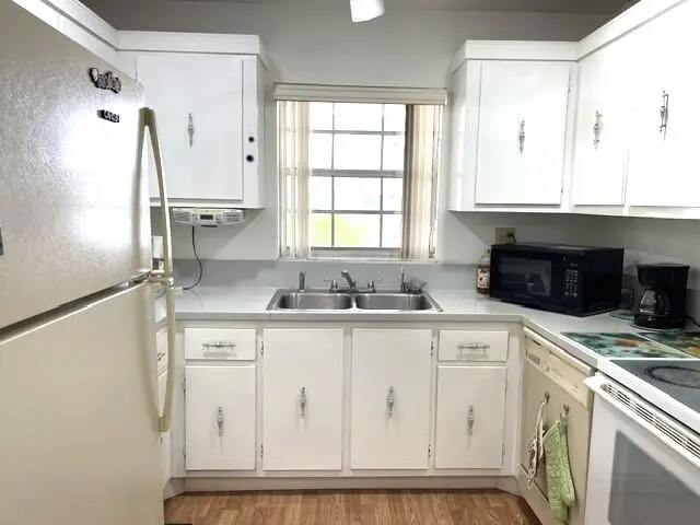 Bright kitchen at 5397 Lakefront Boulevard A, Delray Beach