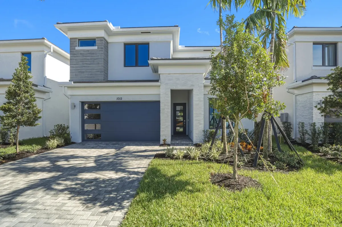 02-DSC0913 at 1012 Raleigh Way, Wellington