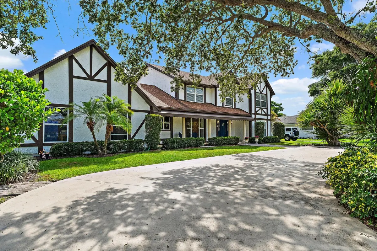 026-88RiverDr-Tequesta-SMALL at 88 River Drive, Tequesta