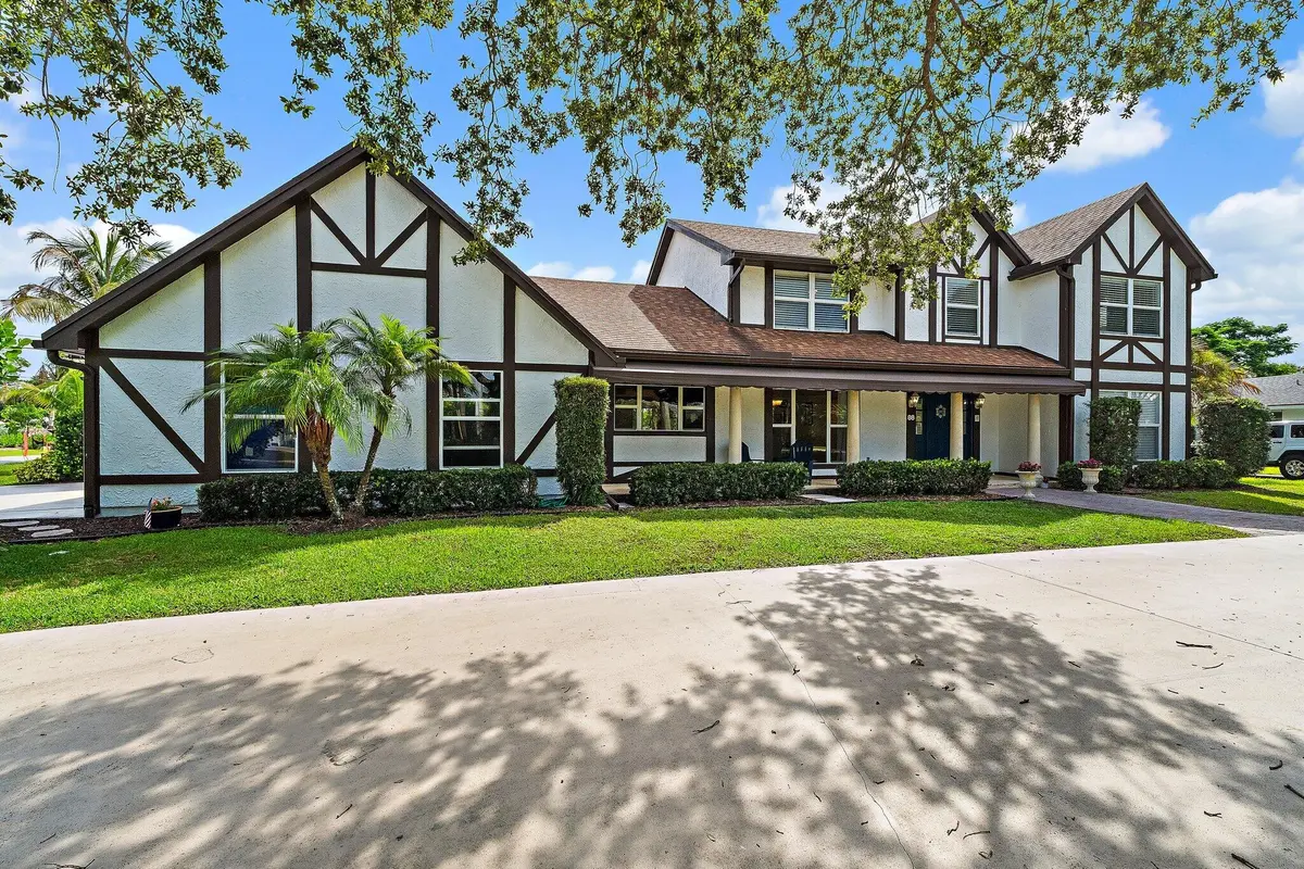 027-88RiverDr-Tequesta-SMALL at 88 River Drive, Tequesta