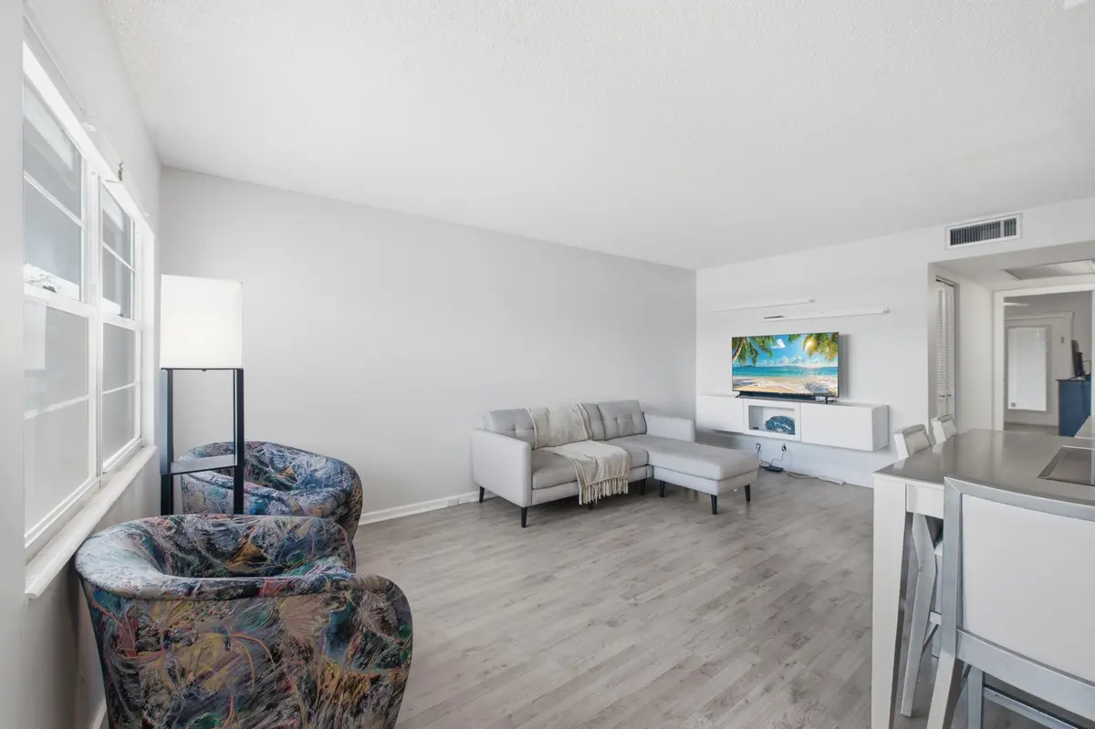 7__dsc6531 at 1048 Lincoln C, Boca Raton