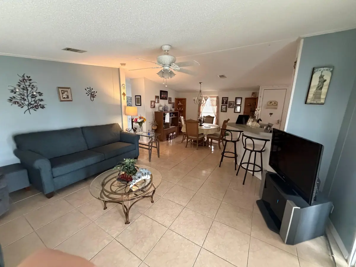 2141 SW 87th Terrace, Davie, FL – photo 5