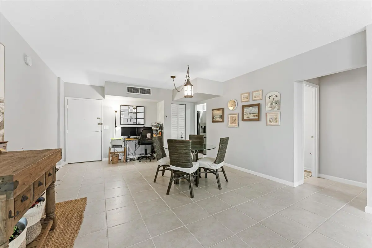 06-6 at 3450 S Ocean Boulevard 620, Palm Beach