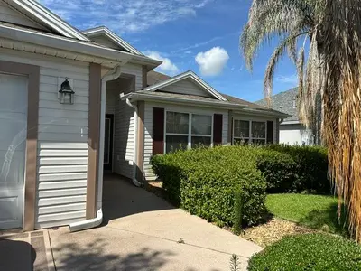 992 Ridgeland Path, The Villages – Single Family Residence for sale