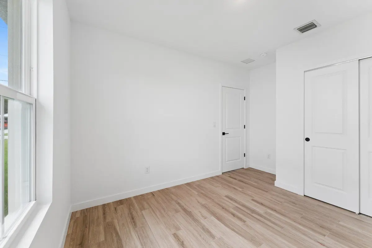 Extra Suite Plus at 5779 NW Cotton Drive, Port St. Lucie