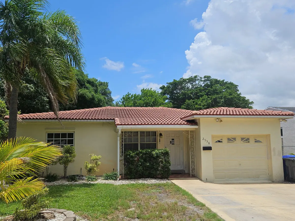 2538 Fillmore Street, Hollywood, FL – photo 1