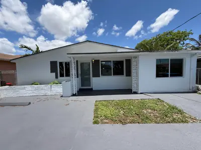 5441 SW 18th Street, West Park – sold