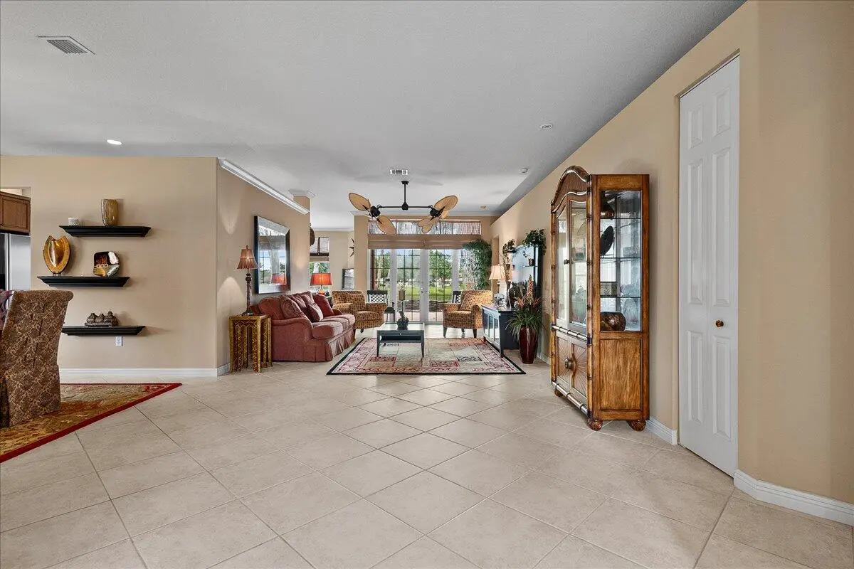 07-JLC_9590 at 2112 Bellcrest Court, Royal Palm Beach