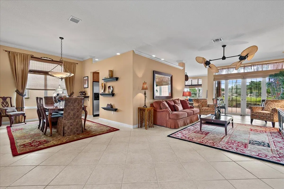 08-JLC_9595 at 2112 Bellcrest Court, Royal Palm Beach