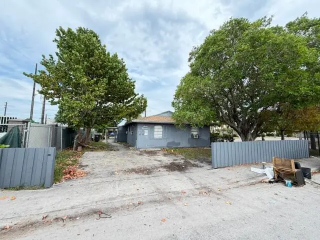 IMG_0119 at 714 S H Street, Lake Worth Beach