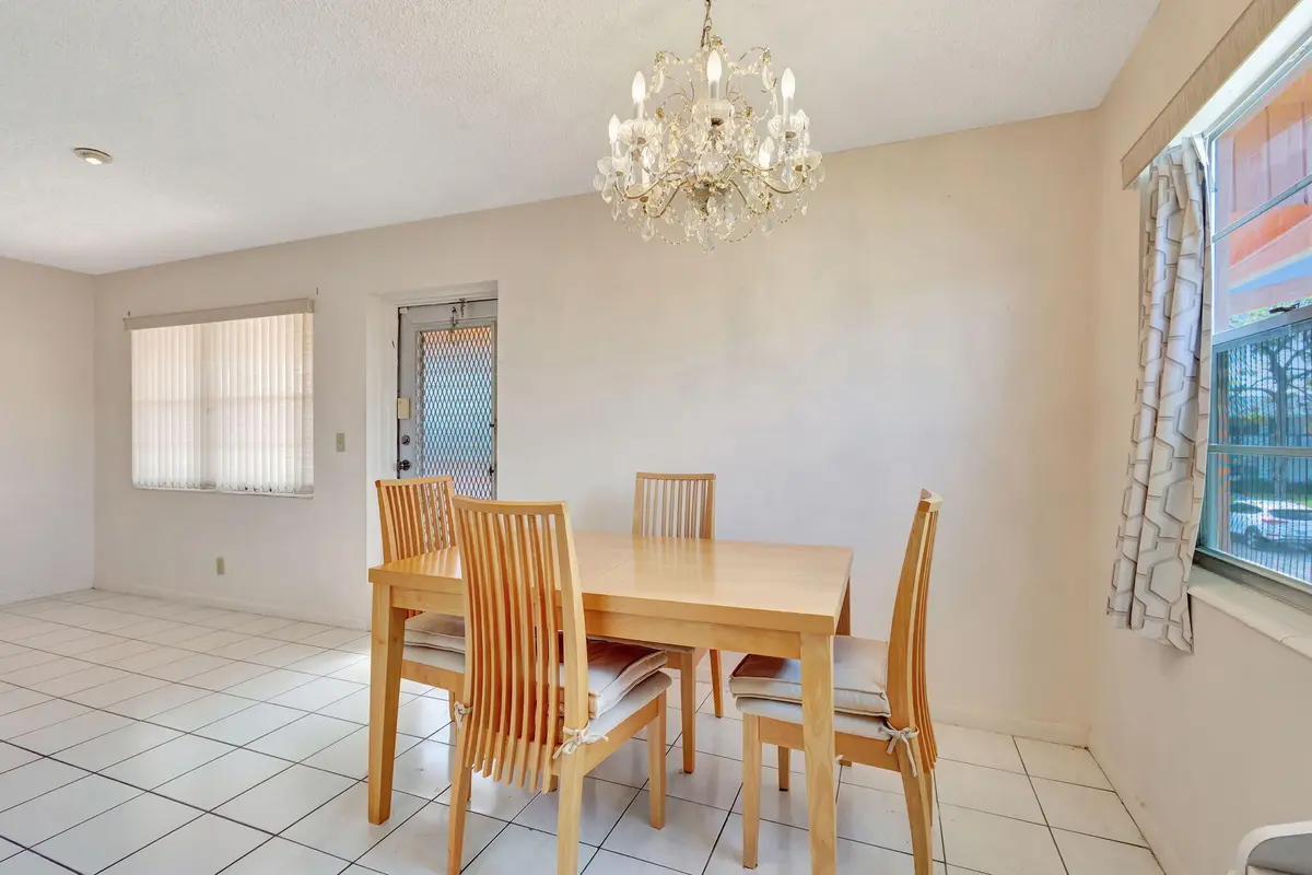 10-web-or-mls-1 (21) (1) at 332 Sheffield, West Palm Beach
