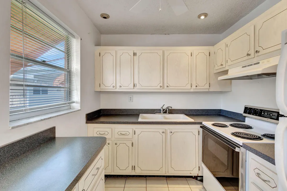 12-web-or-mls-1 (31) (2) at 332 Sheffield, West Palm Beach
