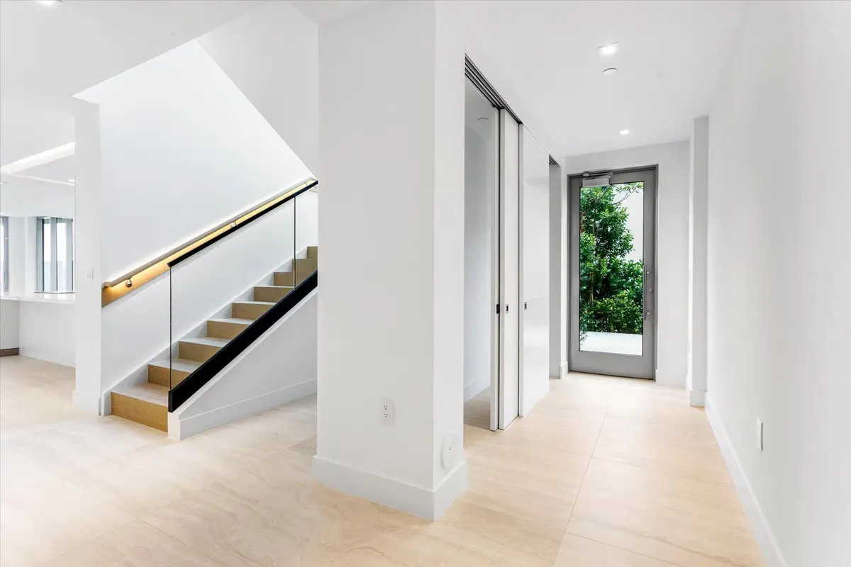 Entry Foyer at 4714 N Flagler Drive 102, West Palm Beach