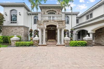 8950 NW 70th Court, Parkland – Single Family Residence for sale