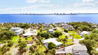 12744 Refuge Lane, Jensen Beach – Single Family Residence for sale