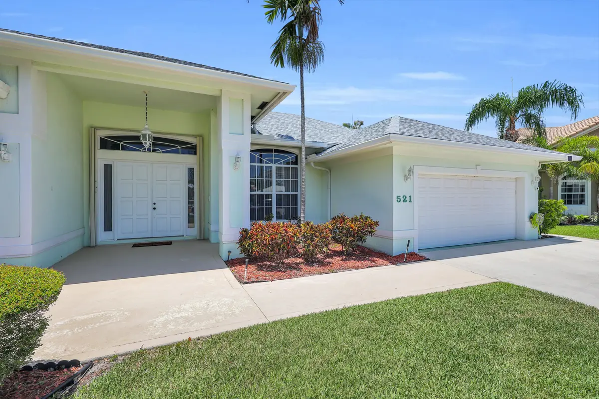 3_8p3a9078 at 521 Cypress Circle, Tequesta