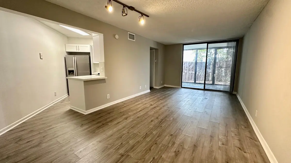 Photo 1 at 215 Lake Pointe Drive 101, Oakland Park
