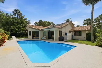 2719 Oak Tree Lane, Oakland Park – Single Family Residence for sale