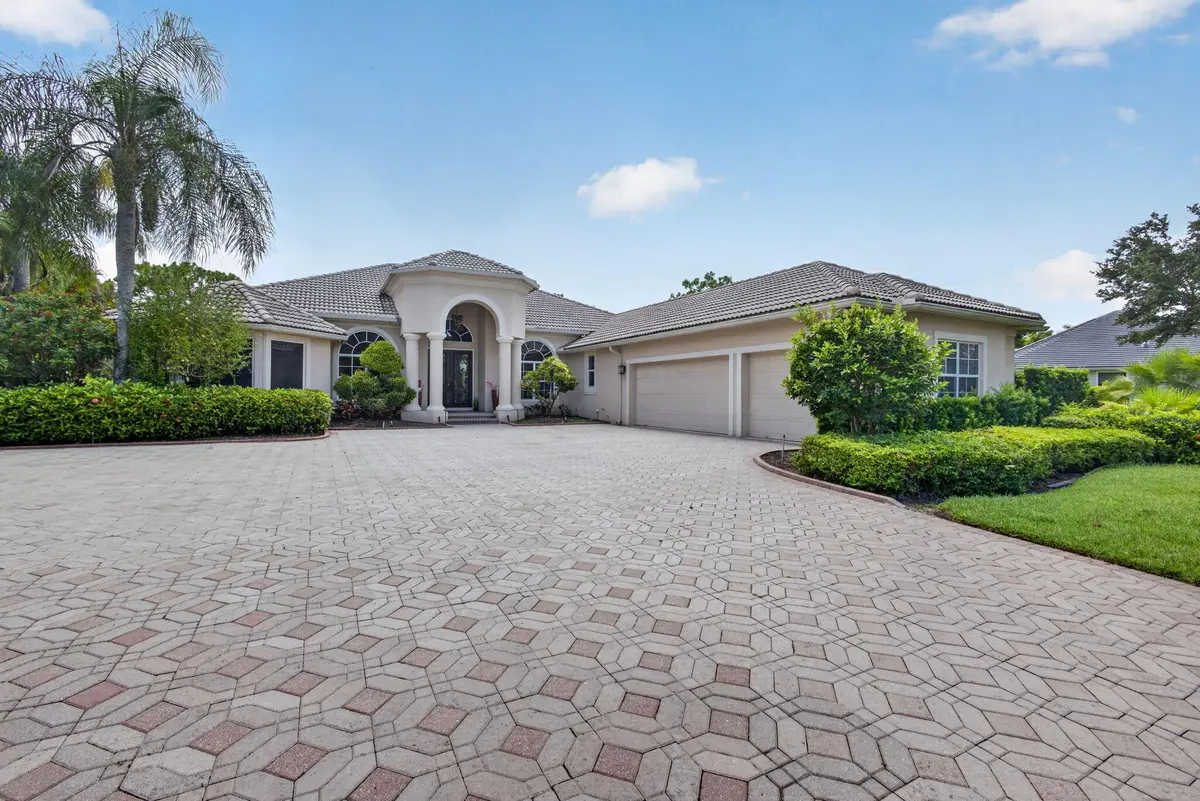 5-web-or-mls-5D1A2599 at 8055 Woodsmuir Drive, West Palm Beach