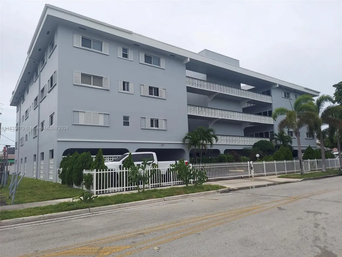 1818bl at 1818 Rodman Street 2c, Hollywood