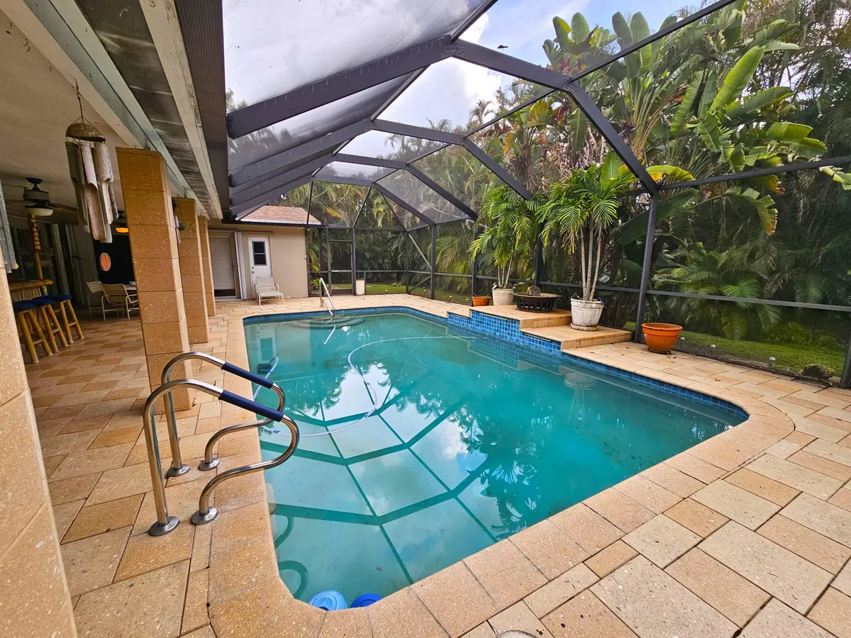 HUGO POOL 2 JOANNA at 11500 SW 3rd Street, Plantation