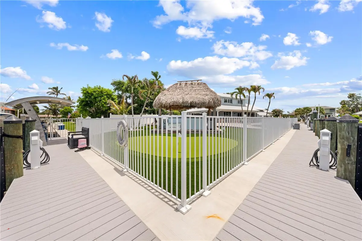 123 QUEEN ANN CT at 123 Queen Ann Court, Hutchinson Island