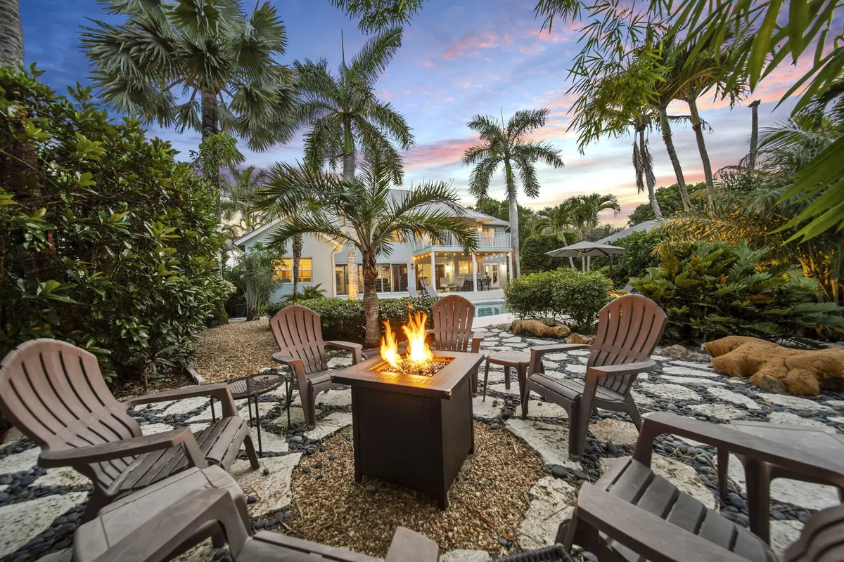 29-web-or-mls-DSC09131 at 3663 SE Forecastle Court, Stuart