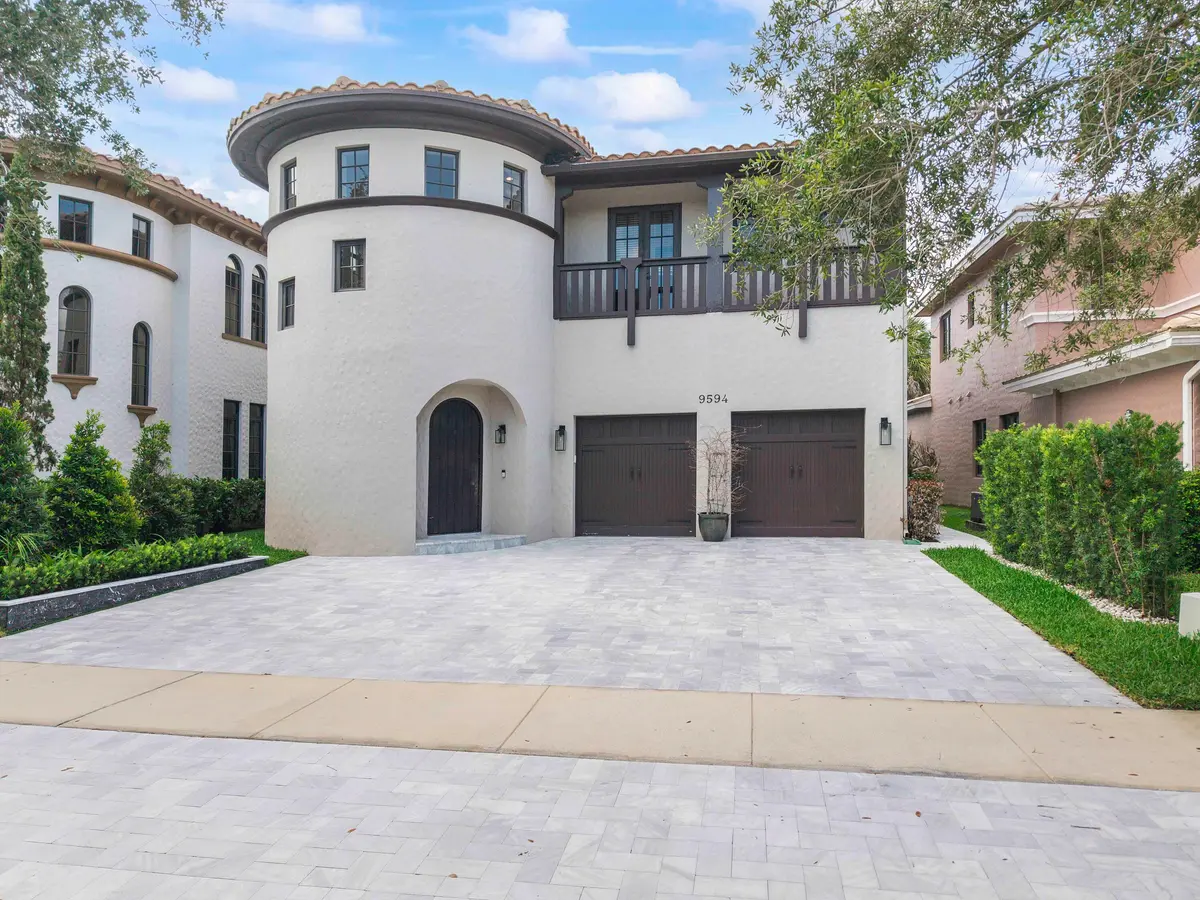 9594 Ginger Ct_001 at 9594 Ginger Court, Parkland