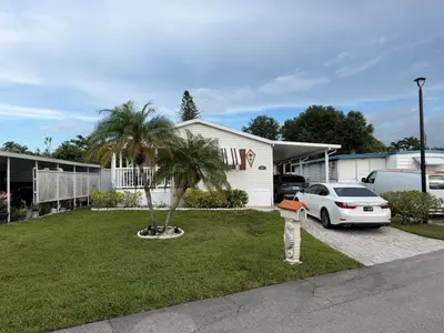 2141 SW 87th Terrace, Davie – sold