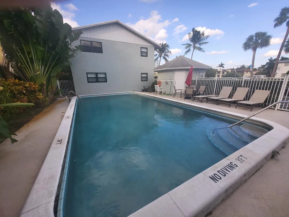 4135 NE 21st Terrace, Lighthouse Point, FL – photo 7