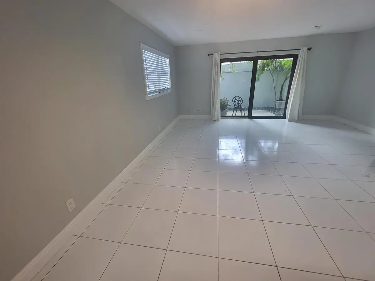 4135 NE 21st Terrace, Lighthouse Point, FL – photo 2