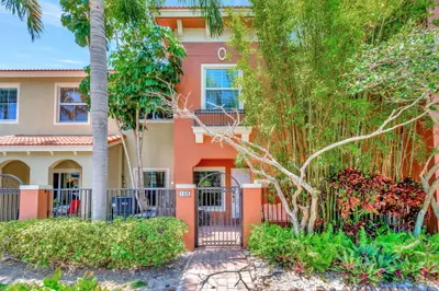 103 Monterey Bay Drive, Boynton Beach – Condominium for rent