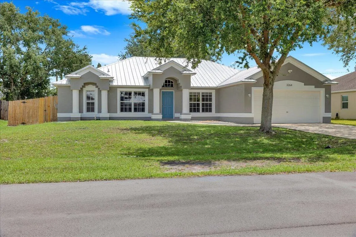 02-GG3A3708 at 3264 SE Quay Street, Port St. Lucie