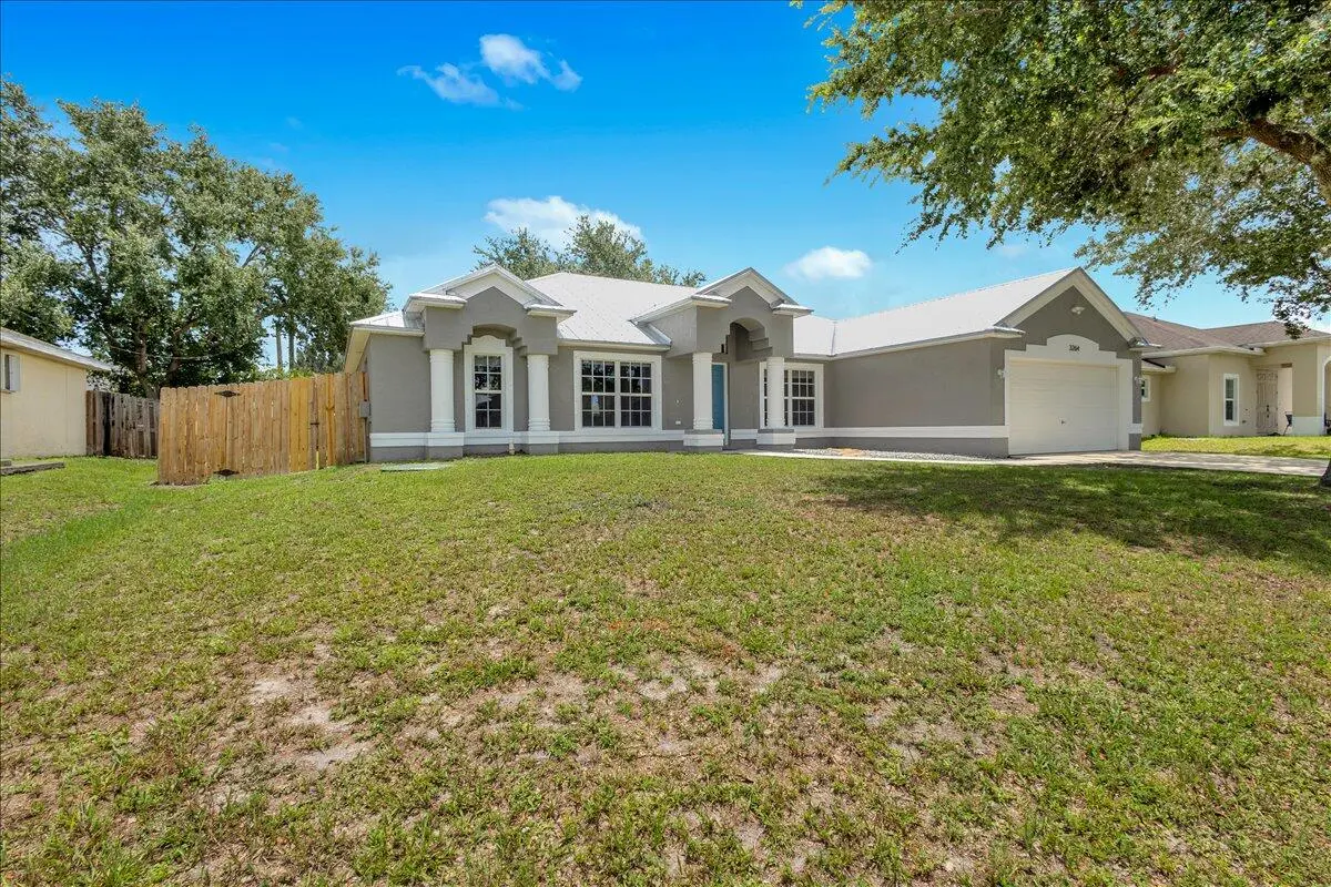 73-GG3A3687 at 3264 SE Quay Street, Port St. Lucie